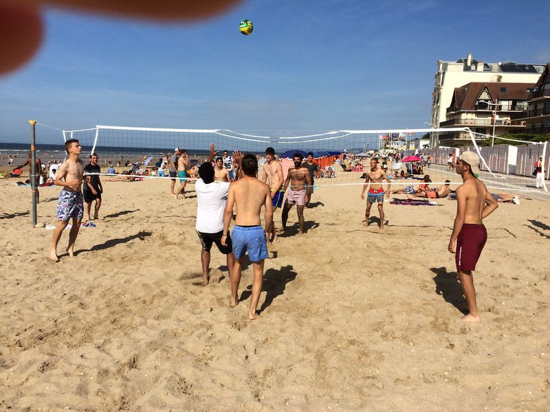 stages-tennis-activites-volley